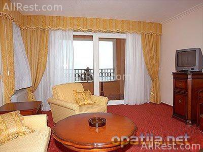 Savoy Hotel 19